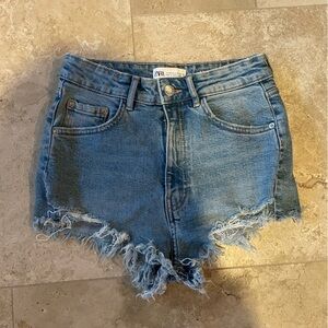 Zara Jean shorts - Size 2 - Amazing condition